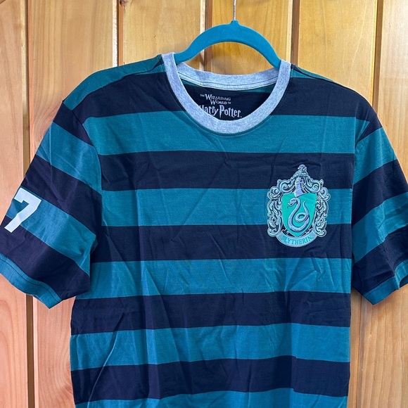 Harry Potter Slytherin Striped Ringer Tee with Crest Medium NWT - Picture 13 of 16